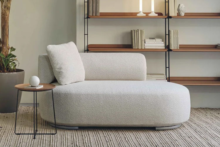 chaise lounges