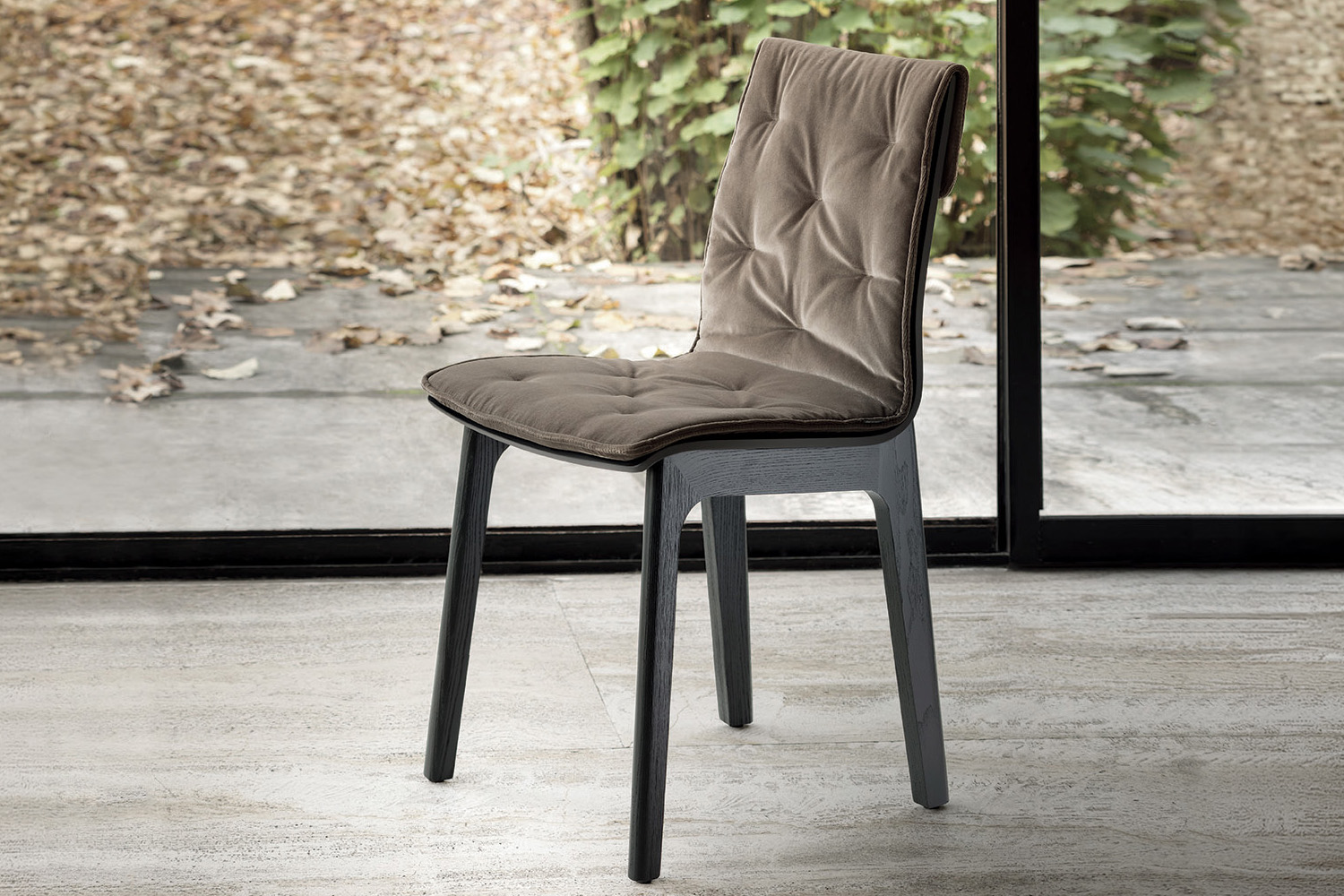 Alfa Upholstered Dining Chair