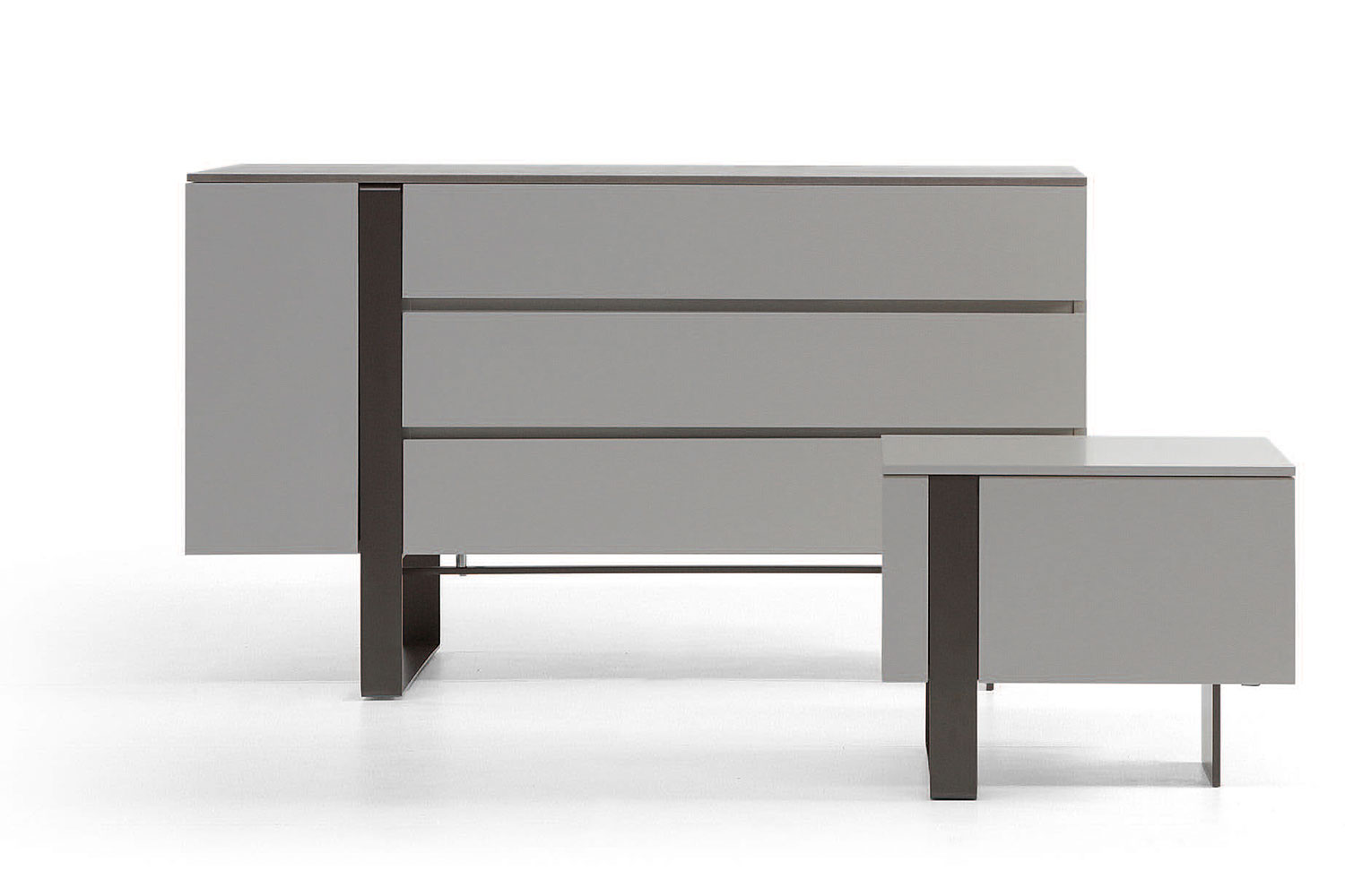 Antibes Dresser