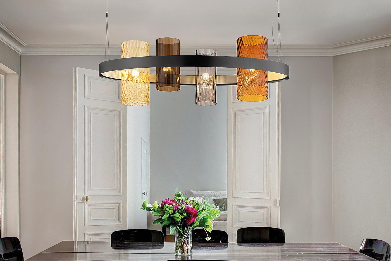 Armonia Oval Suspension Light by Vistosi Lighting | room service 360° Armonia Oval Suspension Light by Vistosi Lighting | room service 360°