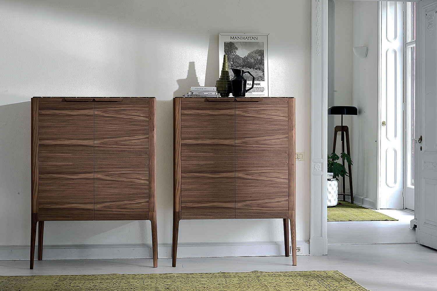 Atlante 1 Cupboard