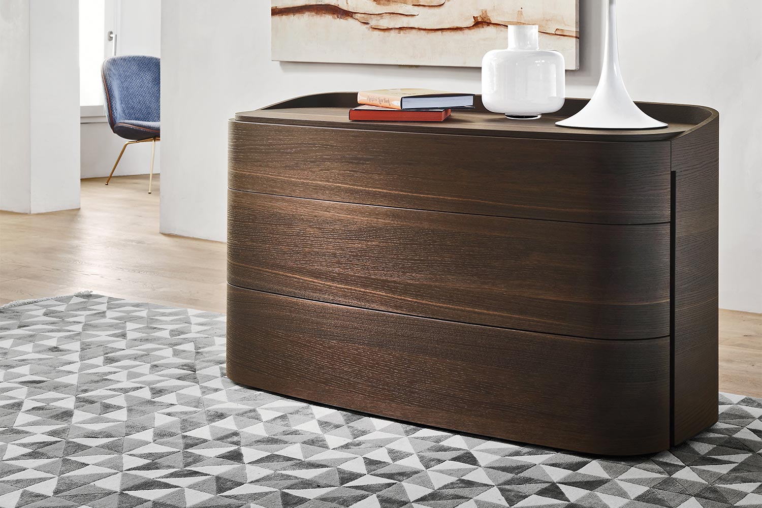 Babila Dresser