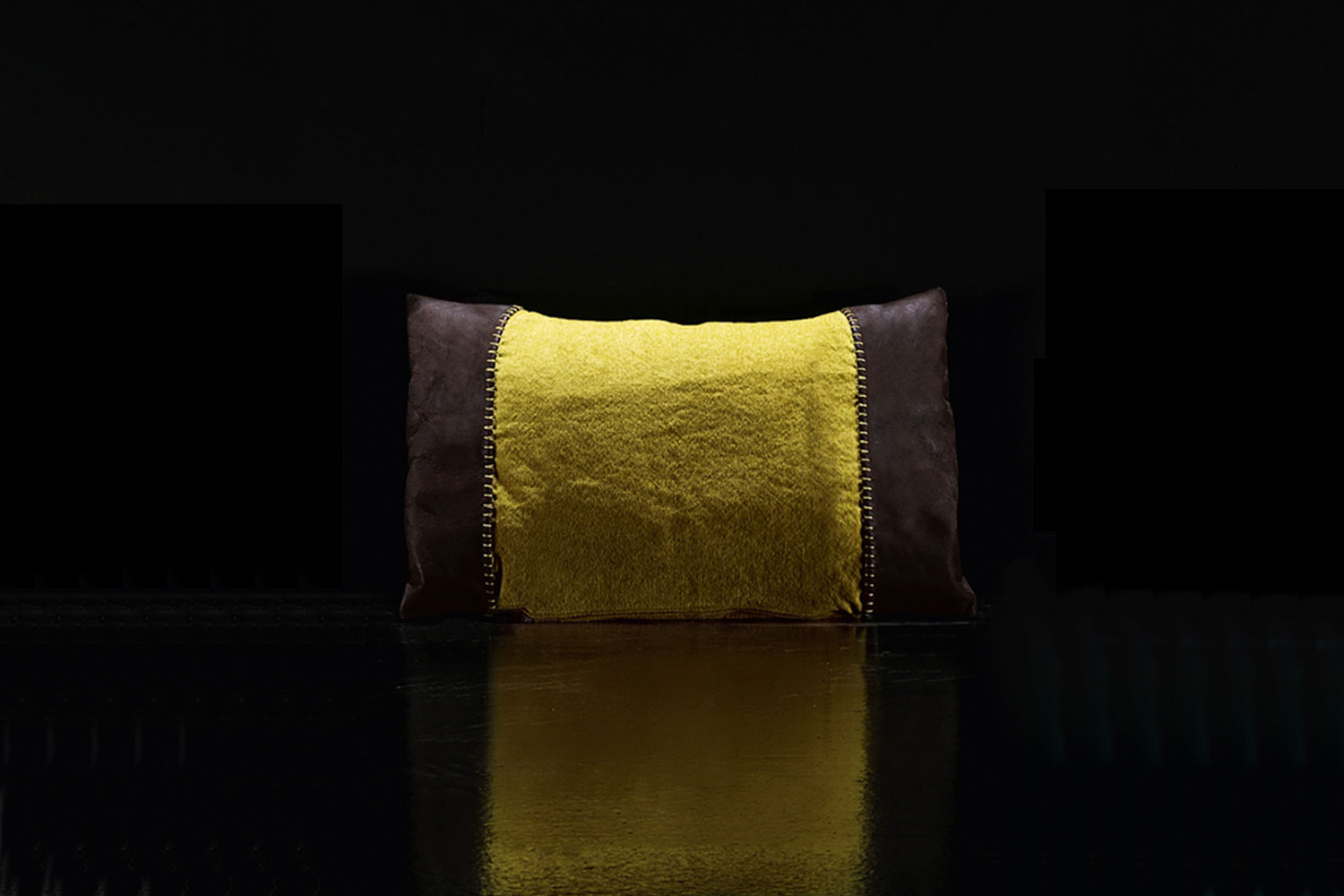 Royal C29 Pillow