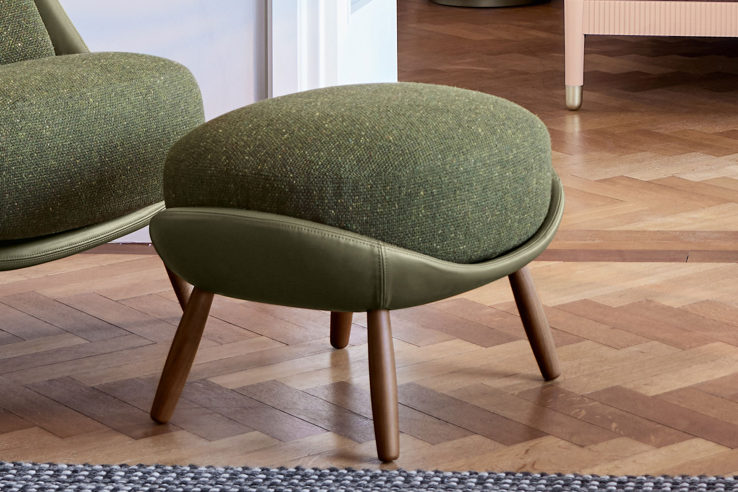 Calatea Footstool