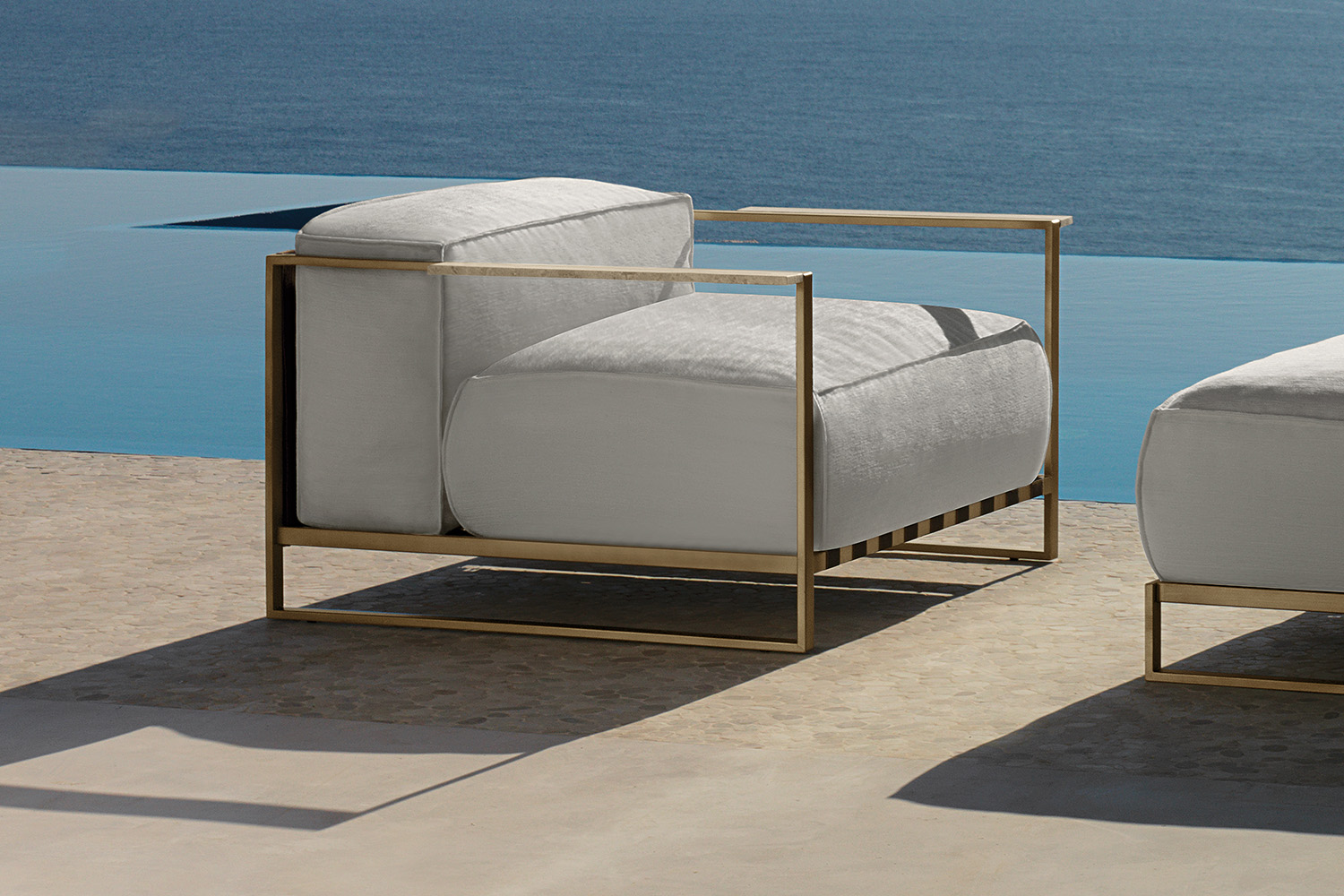 Casilda Lounge Armchair