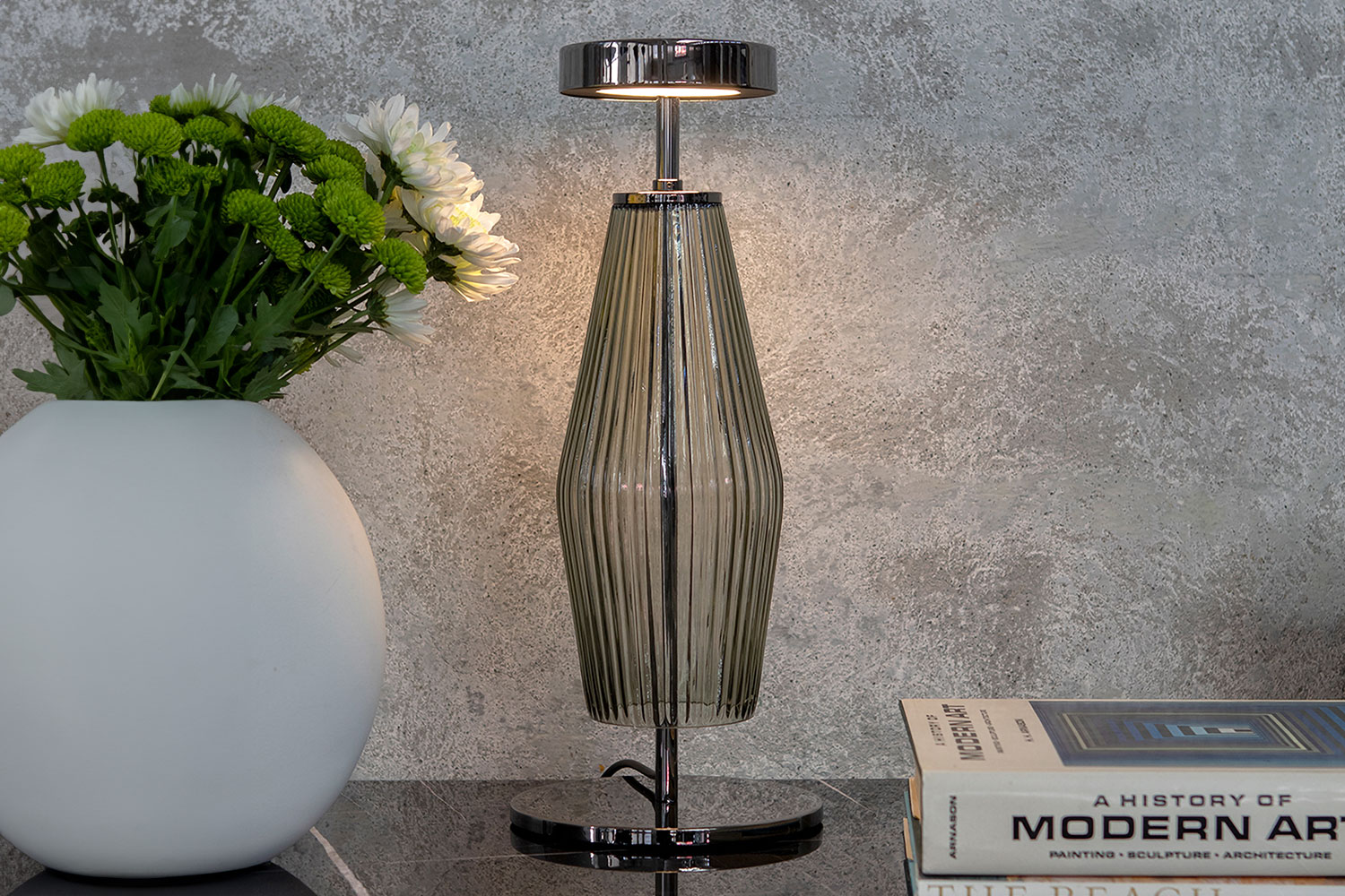 Chic Table Lamp