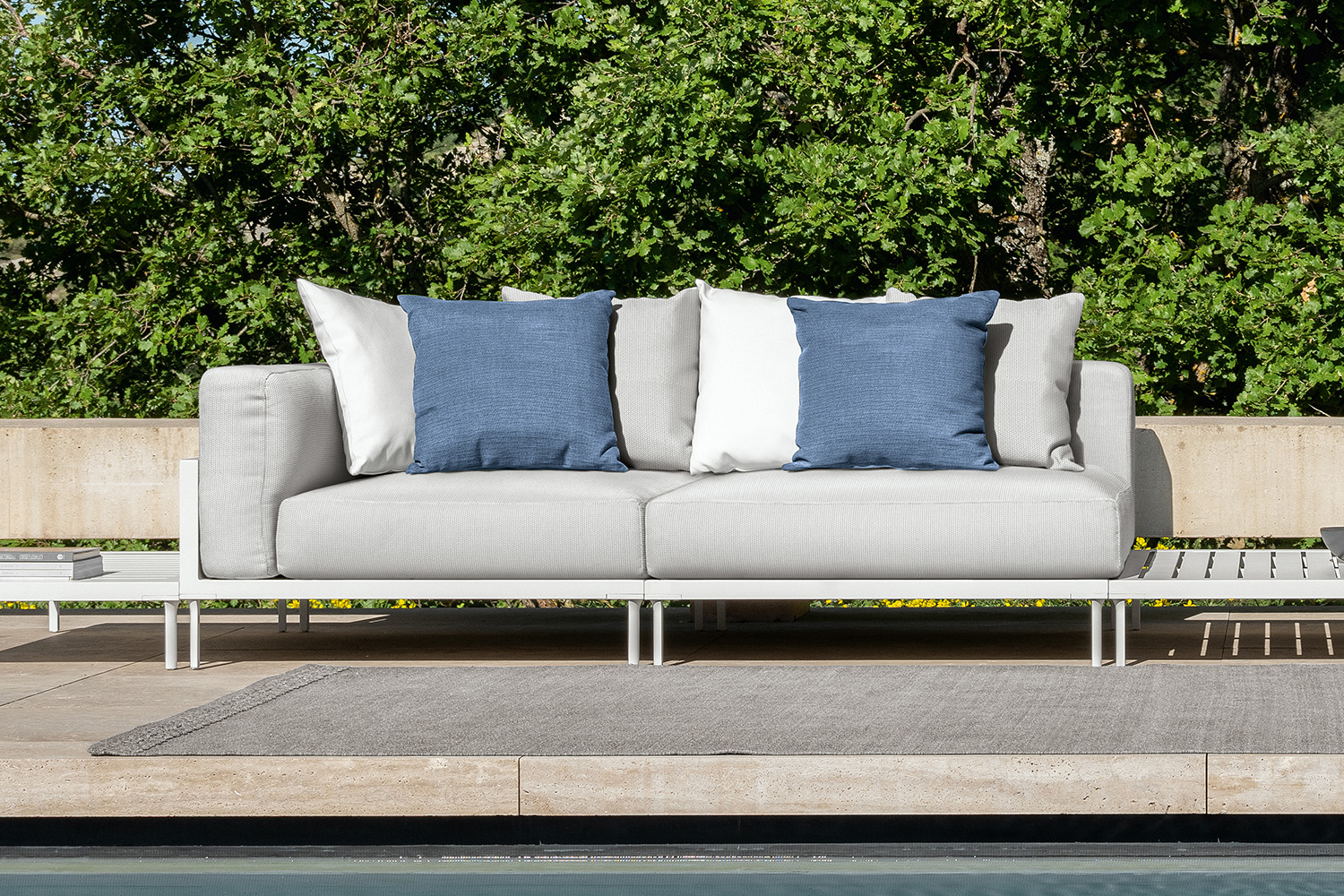 Cleo Alu Pillow