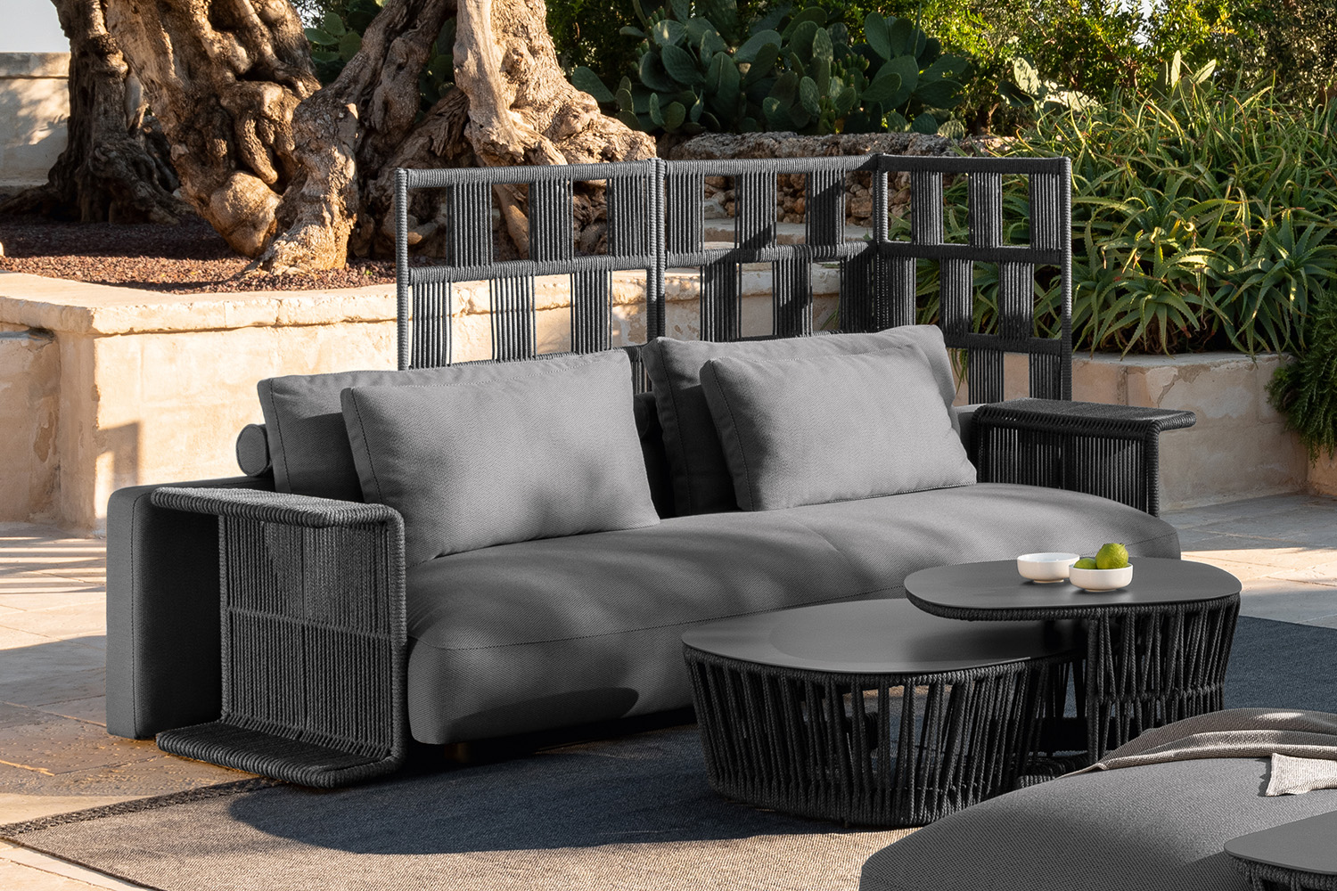 Cliff Deco Sofa