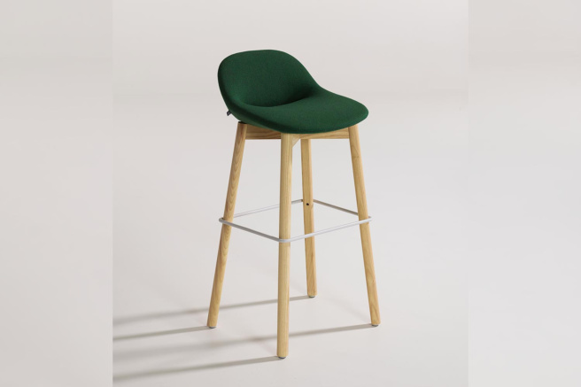 Artifort Beso Bar Stool