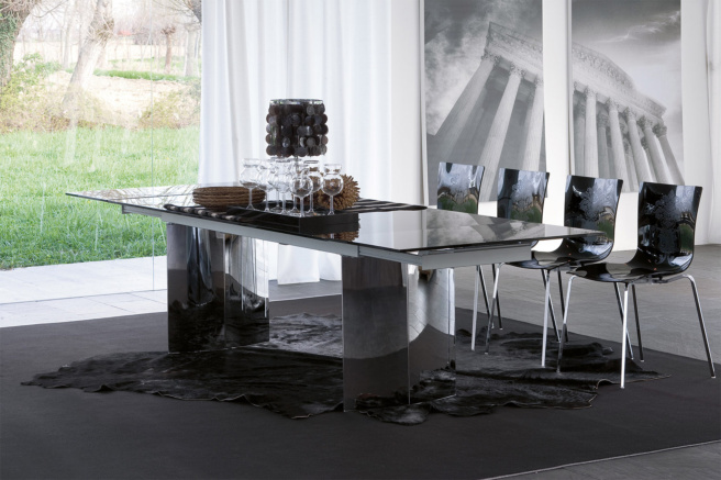Tonin Casa Manhattan Table
