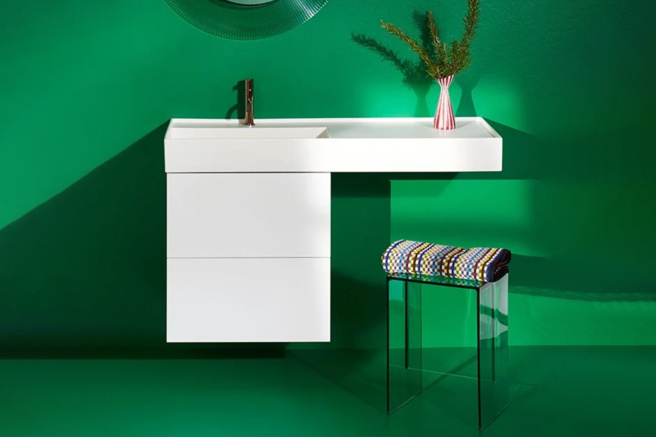 Max-Beam End Table by Kartell | room service 360°