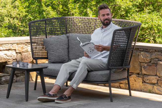 Moon Alu Love Seat by Talenti | room service 360