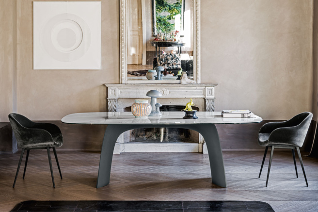Moonlight Ceramic Dining Table by Midj | room service 360°