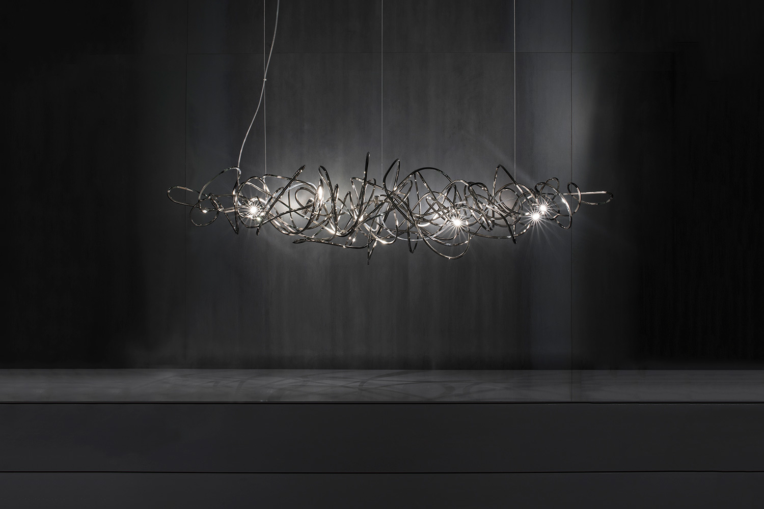 doodle-linear-suspension-01.jpg