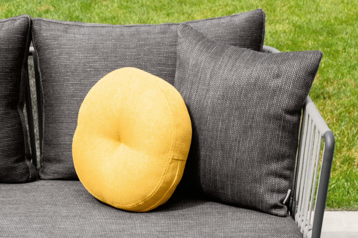 Cushion Seat Donut Mildom　ミルダム　クッション McKesson McKesson - Diameter Inch 18 クッション・座布団