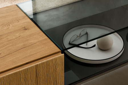 36e8 1332 Sideboard
