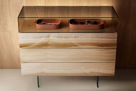 36e8 1903 Dresser