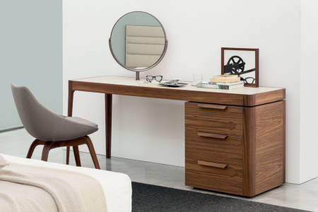 Afrodite Desk