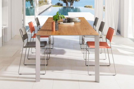 Akashi Extension Dining Table