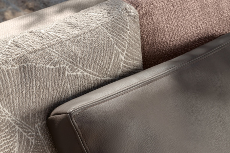 Allure Pillow