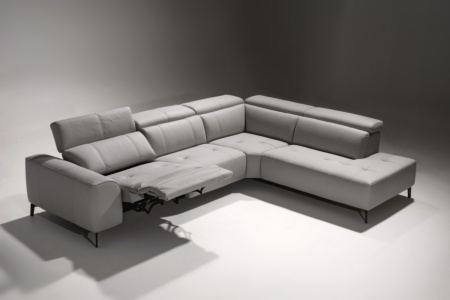Aruba Recliner Sectional with Peninsula