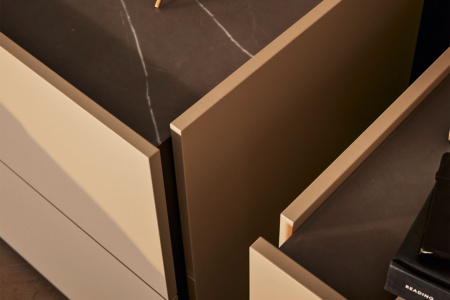 Atlante Nightstand