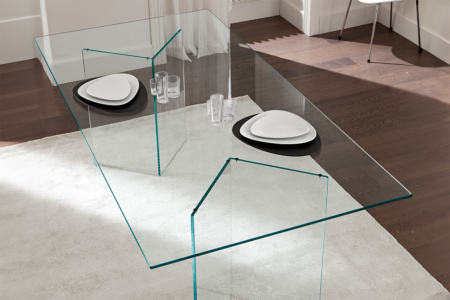 Bacco Dining Table