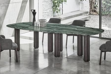 Berry Dining Table