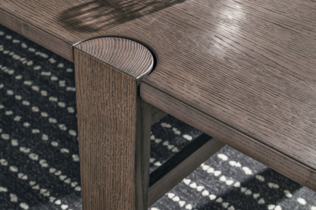 Bite Dining Table