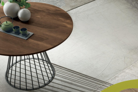 Brigitte Kitchen Table