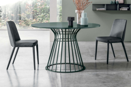 Brigitte Kitchen Table