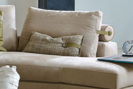 C0202 Pillow