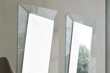 Callas Mirror