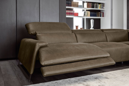 Canaletto Peninsula Sofa With Recliner