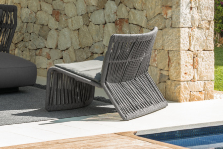 Cliff Lounge Chair