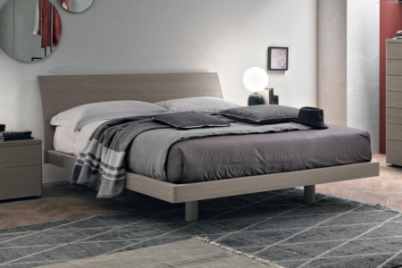 Clio Bed
