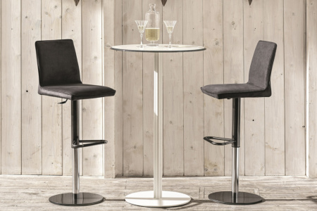 Club Bar Table