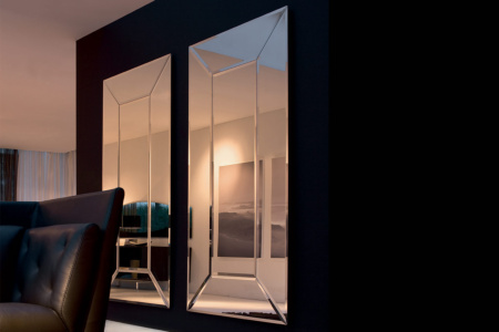 Costantia Mirror