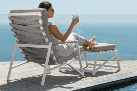 Cottage Lounge Armchair