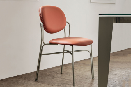 Dada Dining Chair