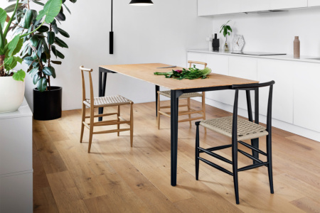 Decapo Dining Table