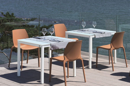 Diesis Outdoor Dining Table
