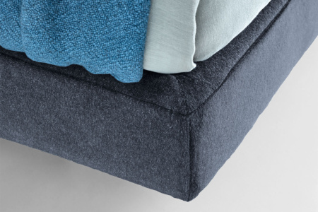 Dorian Plano Floating Bed