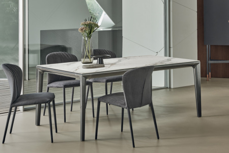 Duke Dining Table