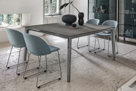 Duke Dining Table