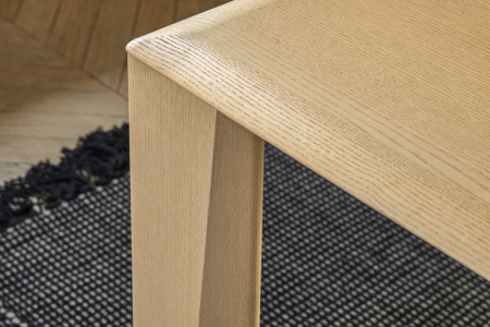 Enea Dining Table