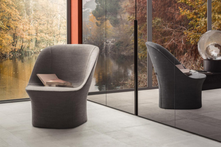 Esse Armchair with Base