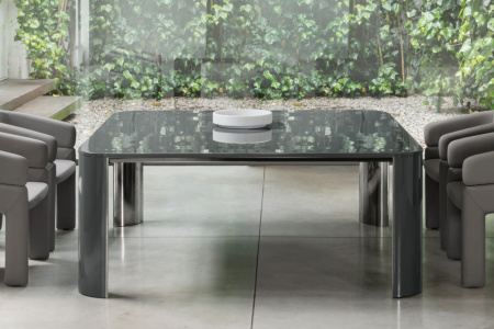 Eye Dining Table