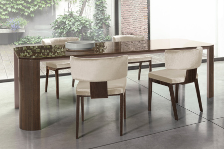Eye Dining Table