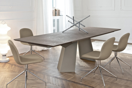 Fiandre Extension Dining Table